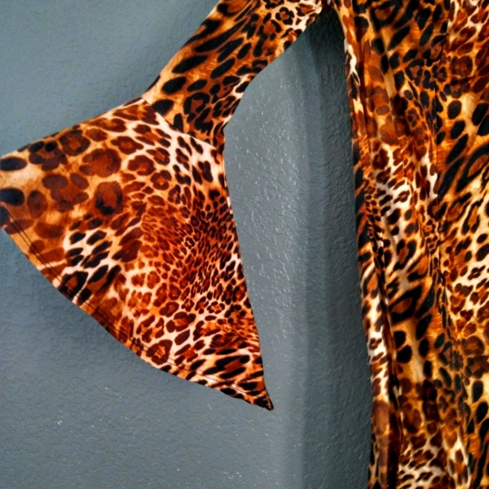 Dress - Picture 4 of 4